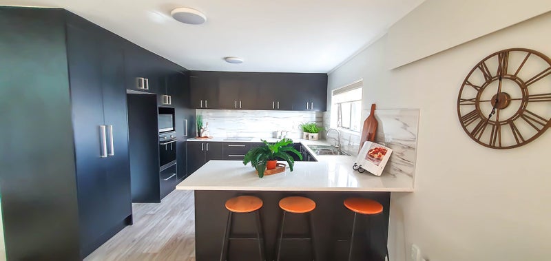 1/87 Cook Street, Howick, Auckland - Carousel 2
