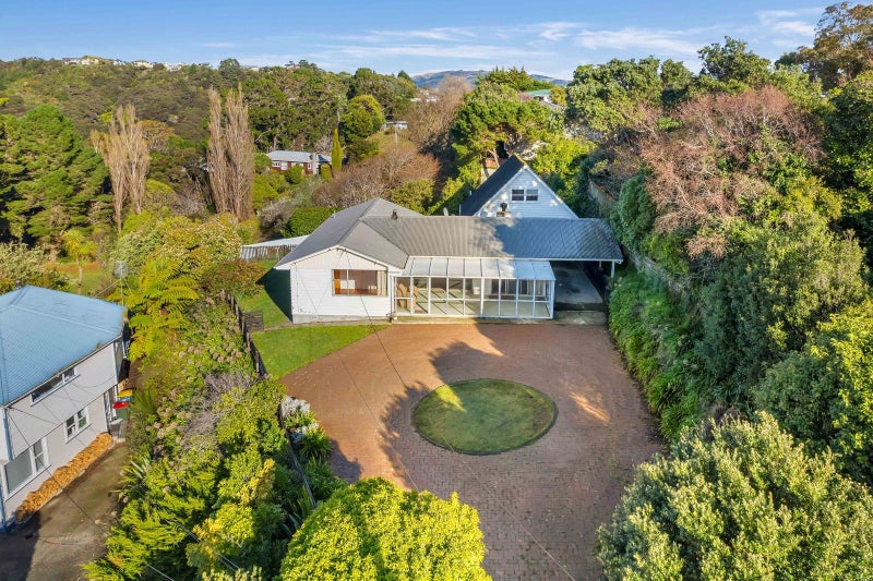 80 Kahu Road, Paremata, Porirua - Carousel 1