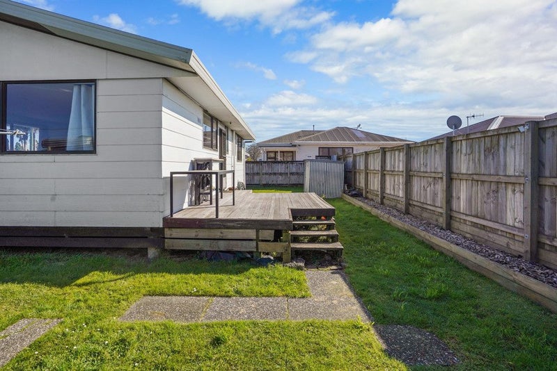 2A Sayer Street, Frankton, Hamilton - Carousel 1