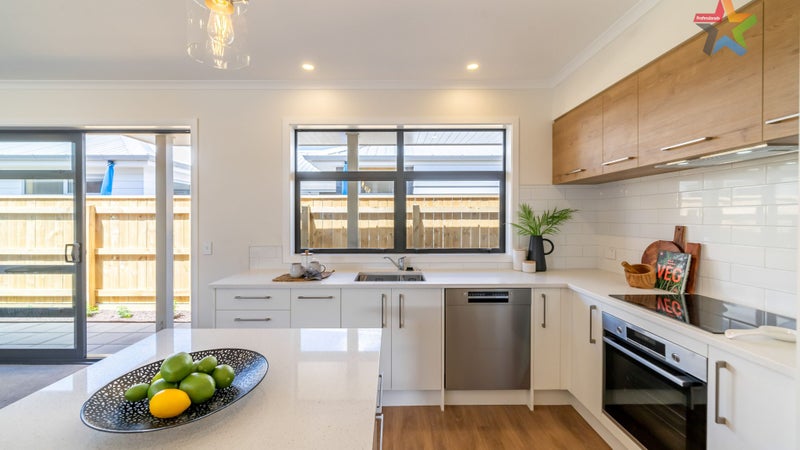 28 Te Ara o Motutawa, Avalon, Lower Hutt - Carousel 1