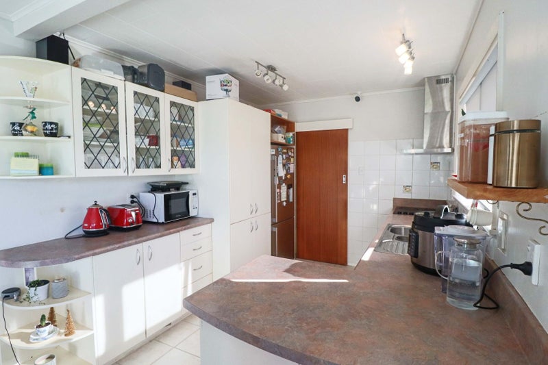 44 Coast Road, Wainuiomata, Lower Hutt - Carousel 1