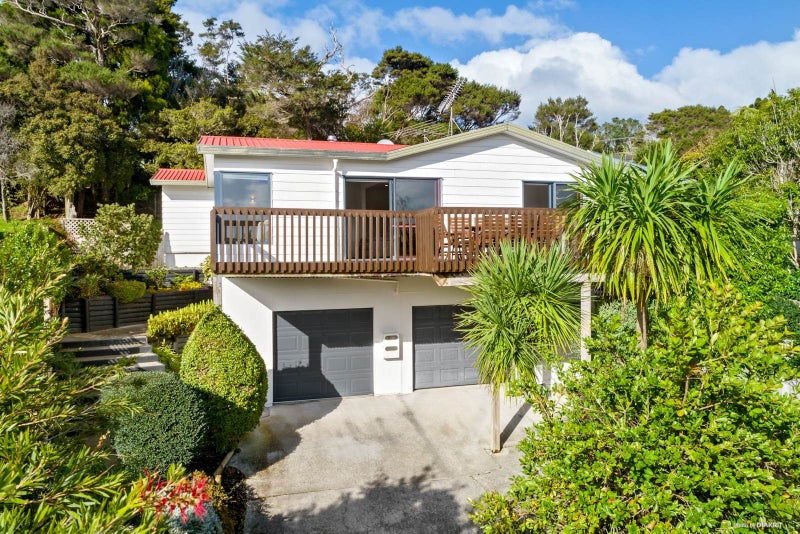 12 Emery Grove, Bayview, Auckland - Carousel 1