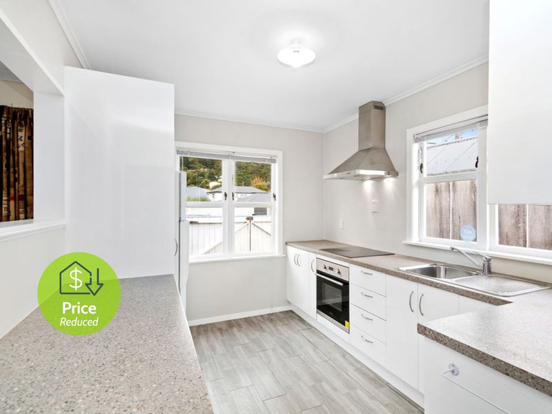 2/329 Waiwhetu Road, Fairfield, Lower Hutt - Carousel 1