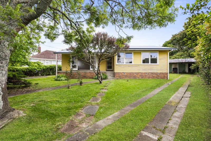4 Chippendale Crescent, Birkdale, Auckland - Carousel 1