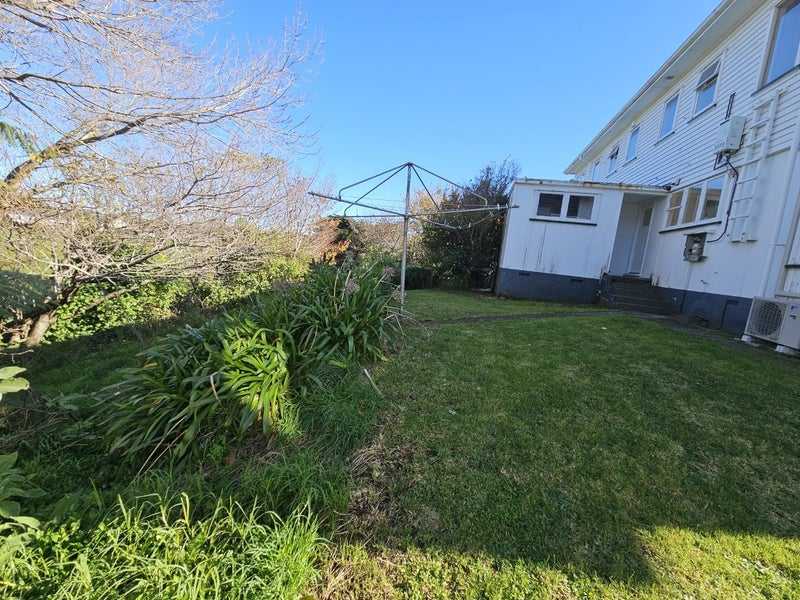 85 Banks Street, Marfell, New Plymouth - Carousel 13