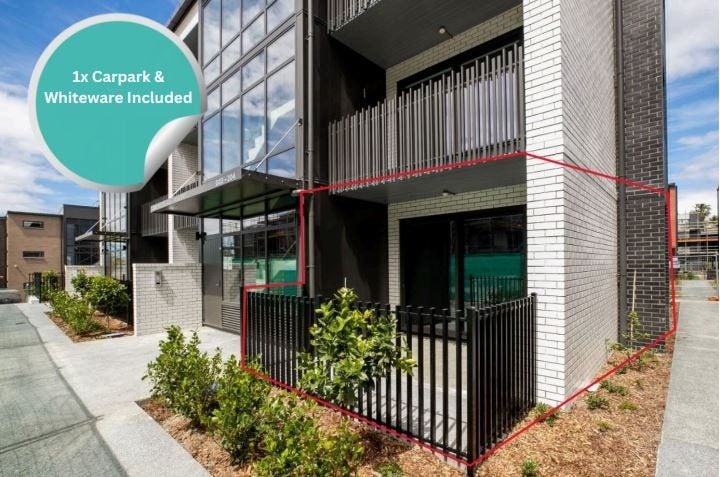 203/36B Greenslade Crescent, Northcote, Auckland - Carousel 1