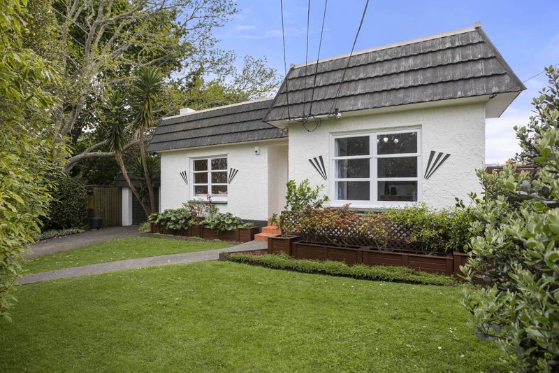 26 Princes Avenue, Mount Roskill, Auckland - Carousel 2