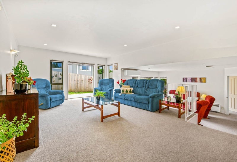 24 Sample Road, Albany, Auckland - Carousel 2