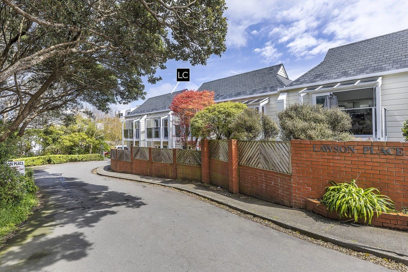 16 Lawson Place, Mount Victoria, Wellington - Carousel 2