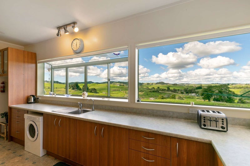 24 Ariels Lane, Maungaturoto - Carousel 1