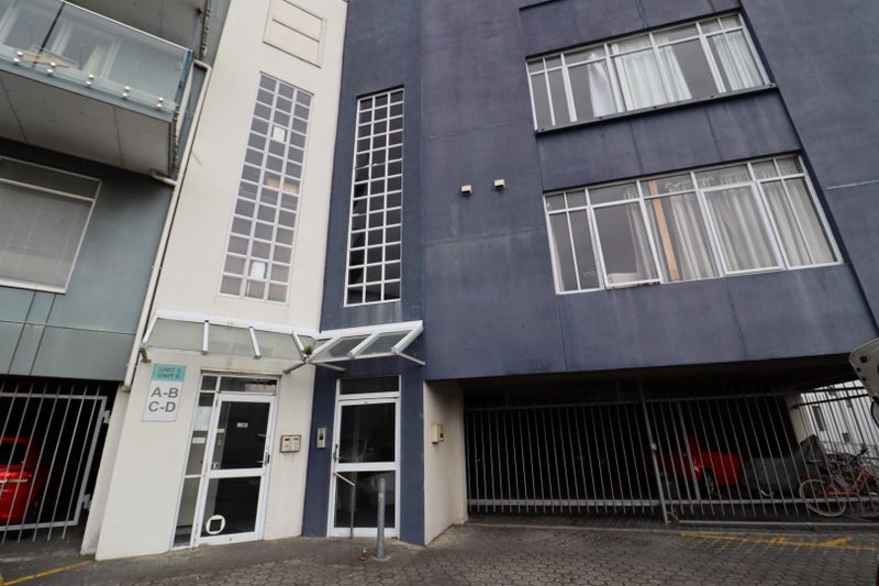 6B/8 Lipman Street, Mount Victoria, Wellington - Carousel 17