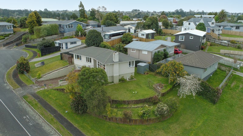 2 Vanda Place, Gate Pa, Tauranga - Carousel 19
