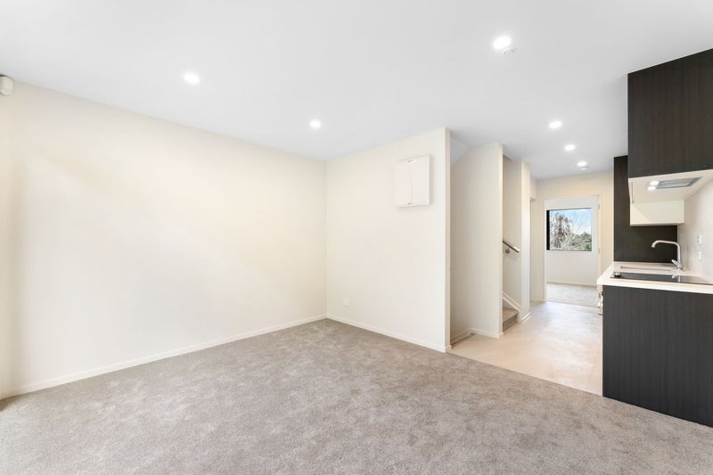 3/11 Seymour Road, Sunnyvale, Auckland - Carousel 2