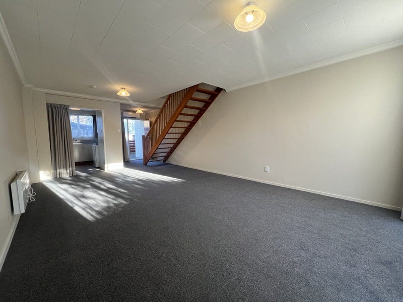 31B Signal Hill Road, Opoho, Dunedin - Carousel 1