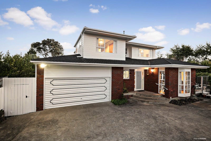 2/3 Moana Avenue, Belmont, Auckland - Carousel 1