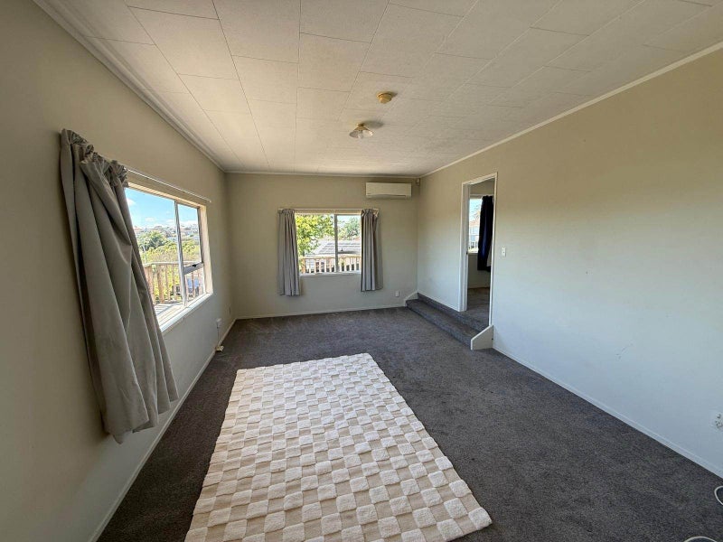 29 Lendenfeld Drive, Papatoetoe, Auckland - Carousel 2