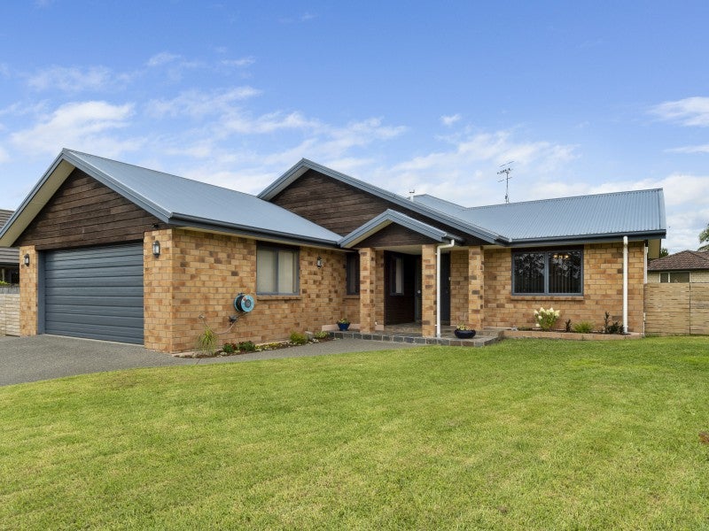 42 Longmynd Drive, Katikati, Katikati - Carousel 1