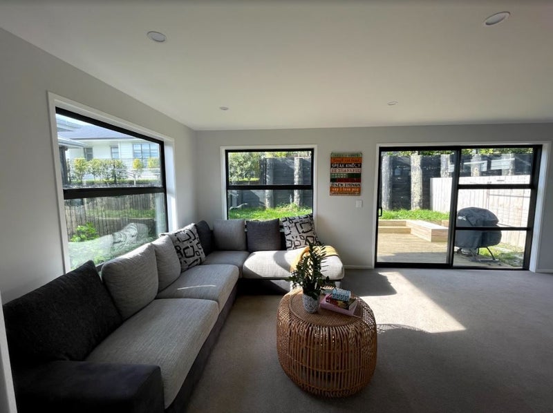 11B Pakaraka Drive, Papakura, Papakura - Carousel 2