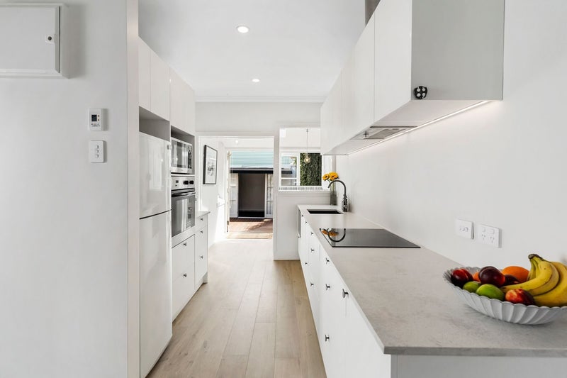 1/187 Jervois Road, Herne Bay, Auckland - Carousel 2