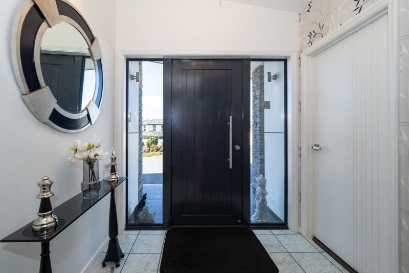 2 Ludlow Drive, Huntingdon, Ashburton - Carousel 2