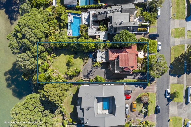 13 Clifton Road, Browns Bay, Auckland - Carousel 2