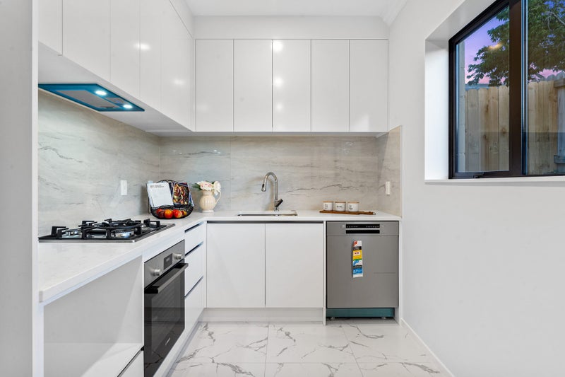 138B Moore Street, Howick, Auckland - Carousel 2