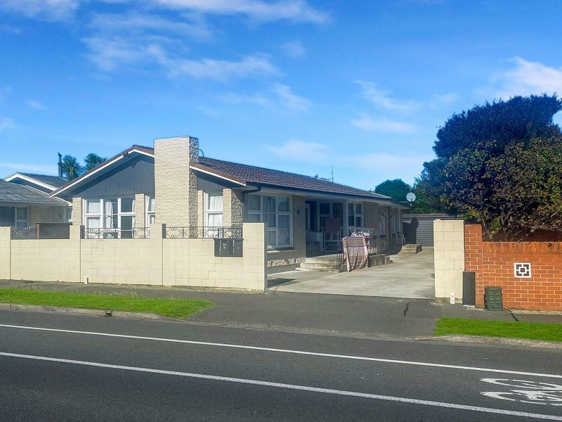 1/74 Pages Road, Linwood, Christchurch - Carousel 1