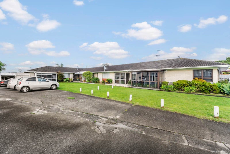 2/117 St George Street, Papatoetoe, Auckland - Carousel 1