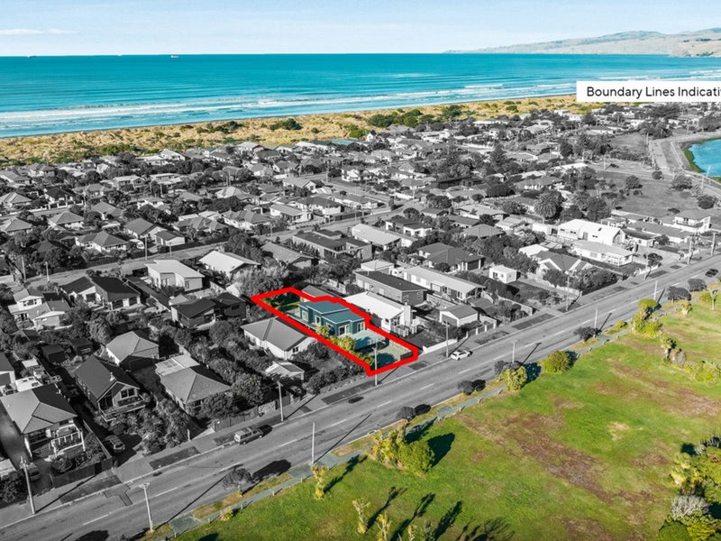 387 Estuary Road, South New Brighton, Christchurch - Carousel 1