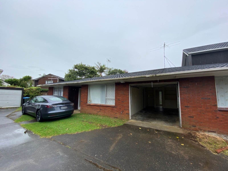 4/8 Atherton Road, Epsom, Auckland - Carousel 1