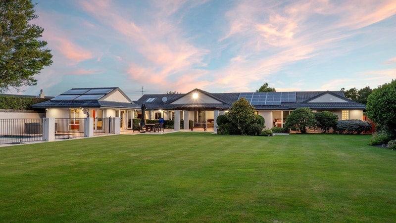 42 Merrin Street, Avonhead, Christchurch - Carousel 1