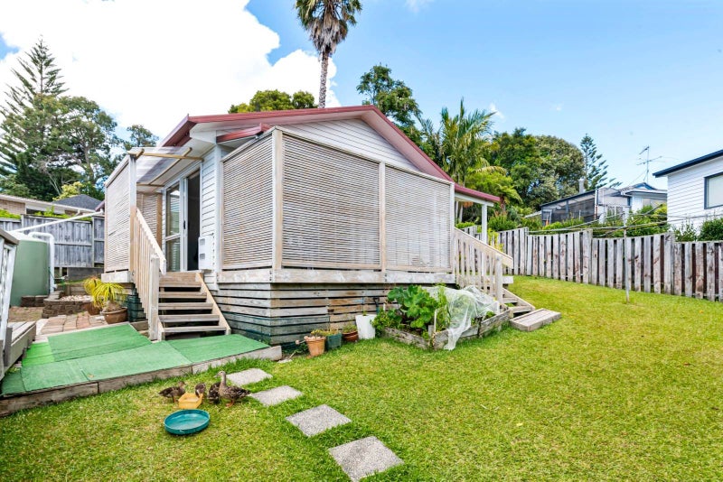 26 Cantina Avenue, Bayview, Auckland - Carousel 1