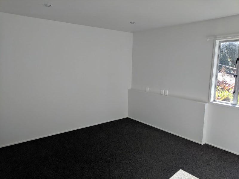 35E Warren Avenue, Three Kings, Auckland - Carousel 9