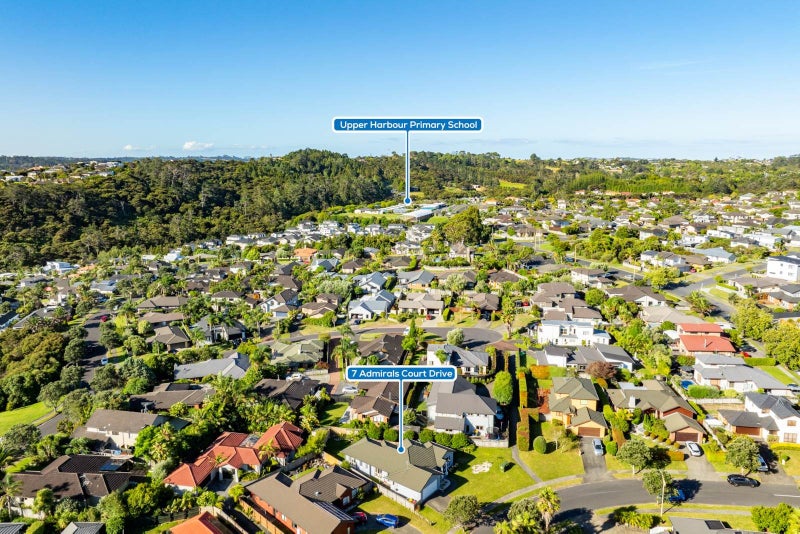 7 Admirals Court Drive, Greenhithe, Auckland - Carousel 24