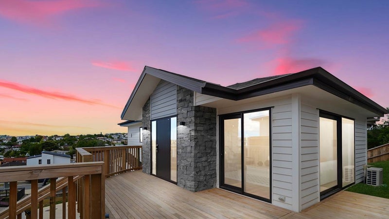 4 Ani Rangitunoa Way, Swanson, Auckland - Carousel 1