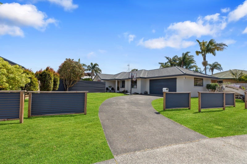 43 Katerini Grove, Papamoa Beach, Papamoa - Carousel 1