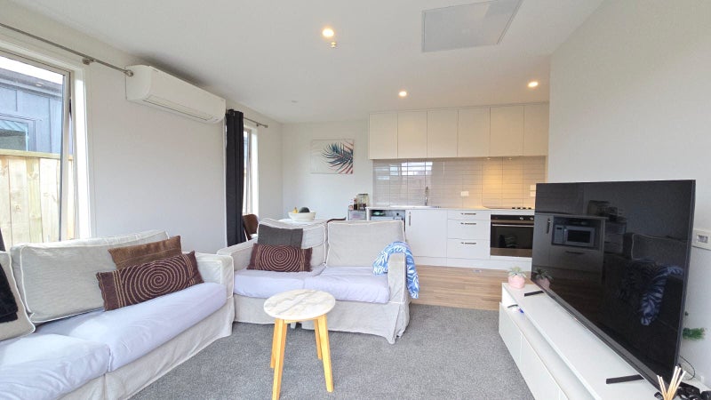 56 Howden Drive, Jacks Point, Queenstown - Carousel 1