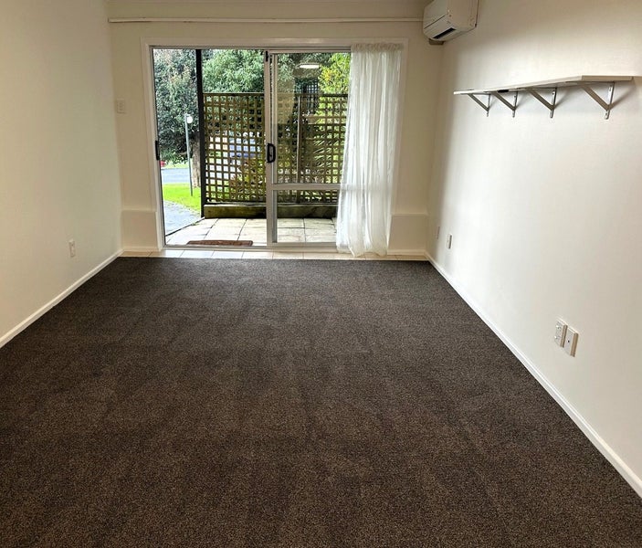 15 Rothwell Place, Sunnyhills, Auckland - Carousel 2