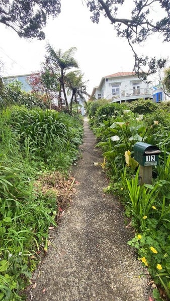 12 Springfield Terrace, Kelburn, Wellington - Carousel 2