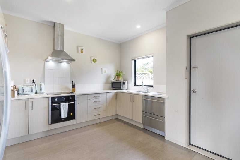 418 Weymouth Road, Weymouth, Auckland - Carousel 2