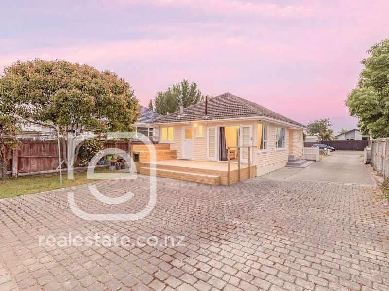 83 Baker Street, New Brighton, Christchurch - Carousel 1