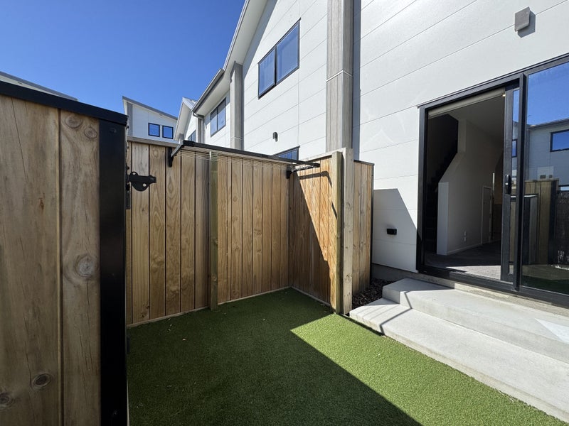 3/6B Taramea Place, Addington, Christchurch - Carousel 14
