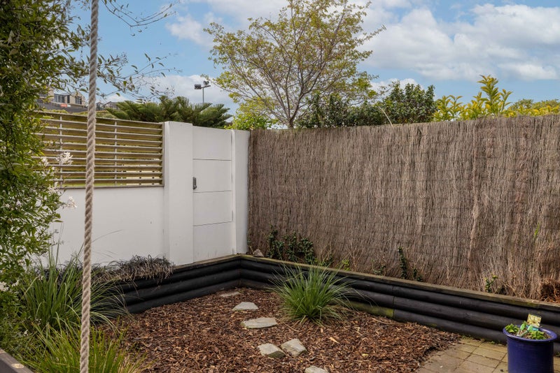 2/16 Wakatu Avenue, Moncks Bay, Christchurch - Carousel 20