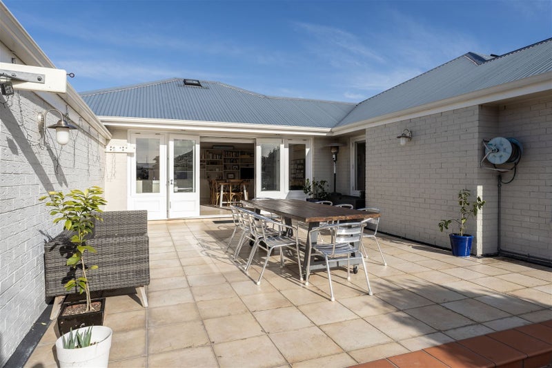 2 Colwyn Street, Bryndwr, Christchurch - Carousel 2