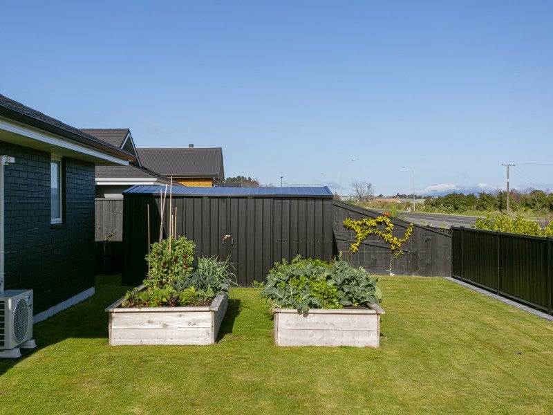 21 Kara Place, Wharewaka, Taupo - Carousel 27