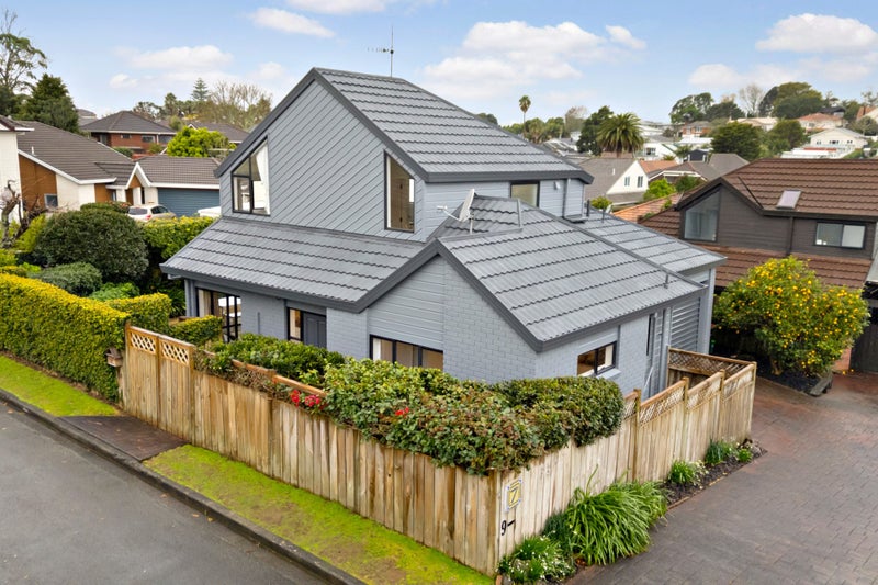 2/7 Formosa Court, Ellerslie, Auckland - Carousel 1