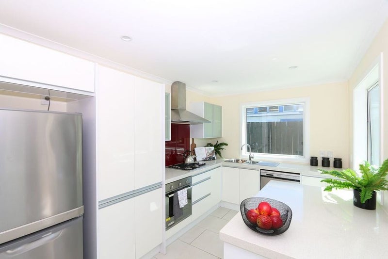 10B Te Wharepouri Street, Berhampore, Wellington - Carousel 2