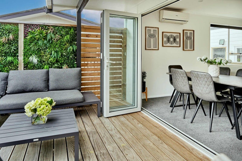 43B HICKS CLOSE, WHITBY, PORIRUA - Carousel 1