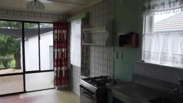 1014 Hood Street, Mayfair, Hastings - Carousel 6