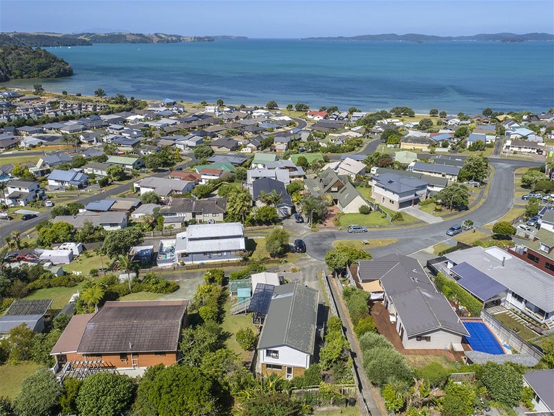 18 TE KAPA PL, Snells Beach, Auckland  - Carousel 35